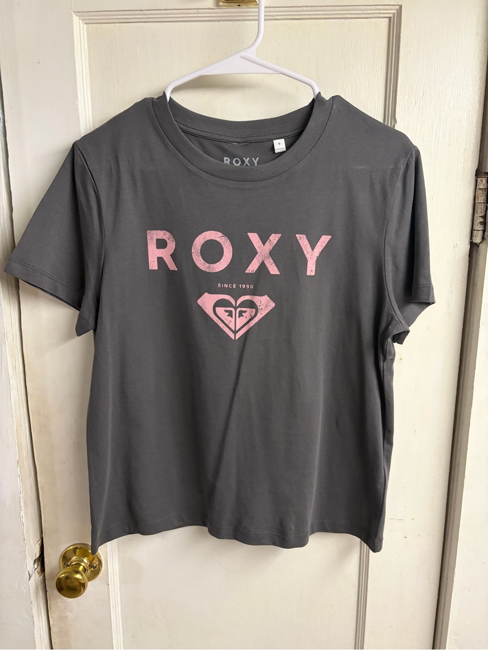 Roxy Small Crewneck Tee in Charcoal with Light Logo
